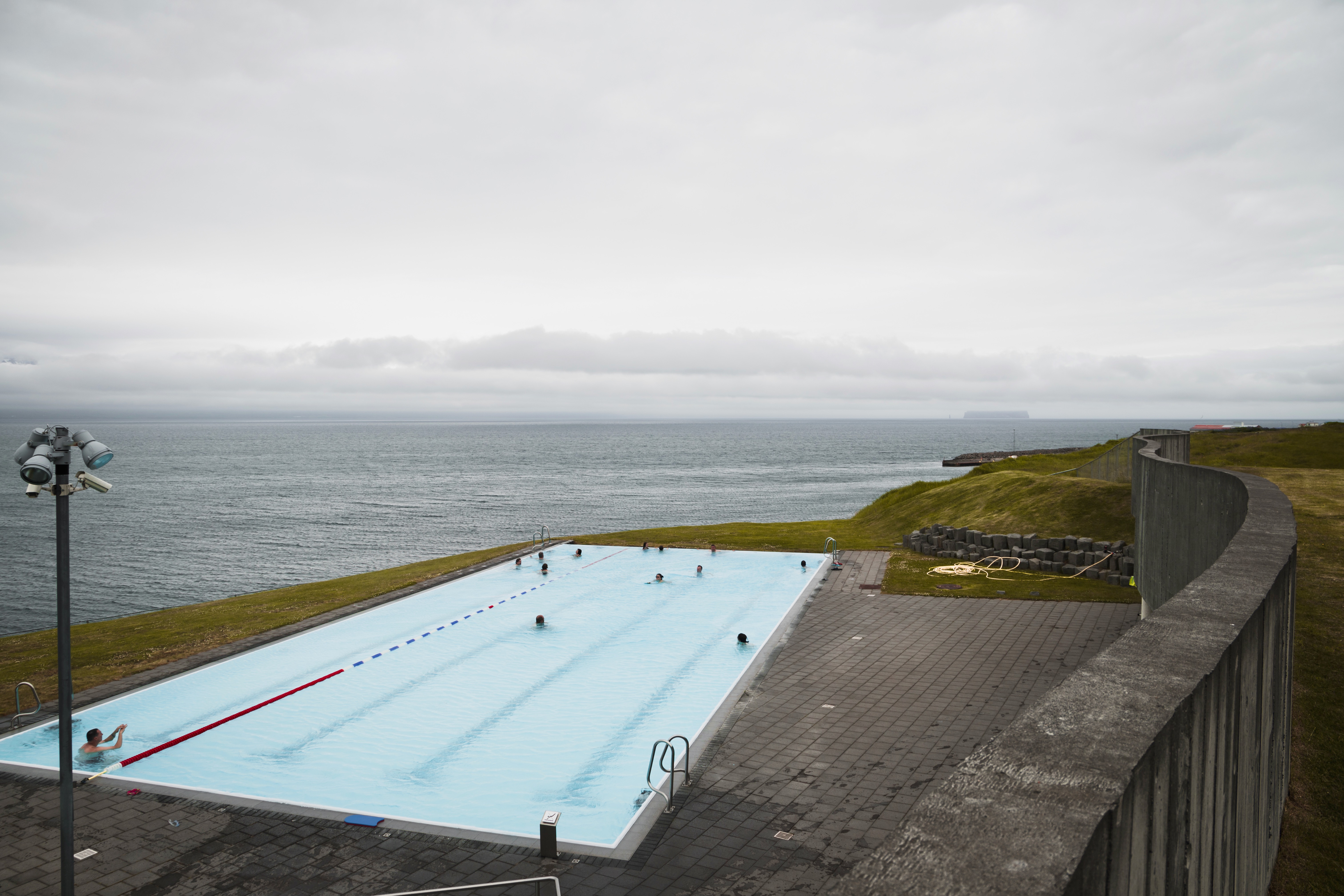 Islande — Le Nord & les Fjords de l'Est | Sundlaugin à Hfsósi